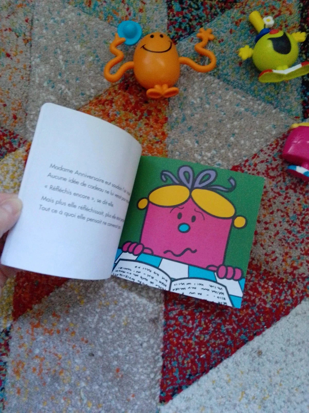 Libro + figuras – photo 5